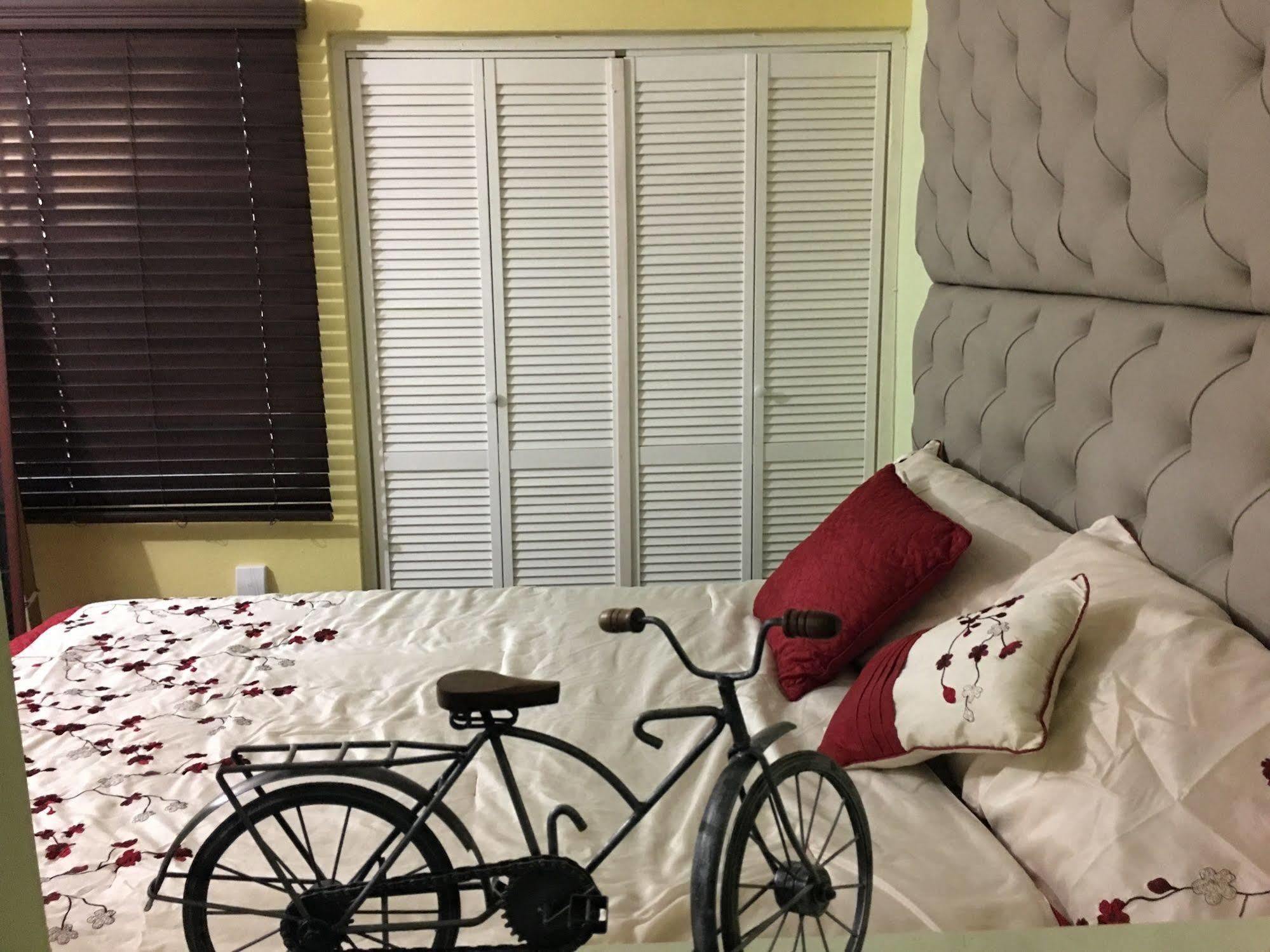 Abacus Jamaica The Zana Suites كينغستون المظهر الخارجي الصورة